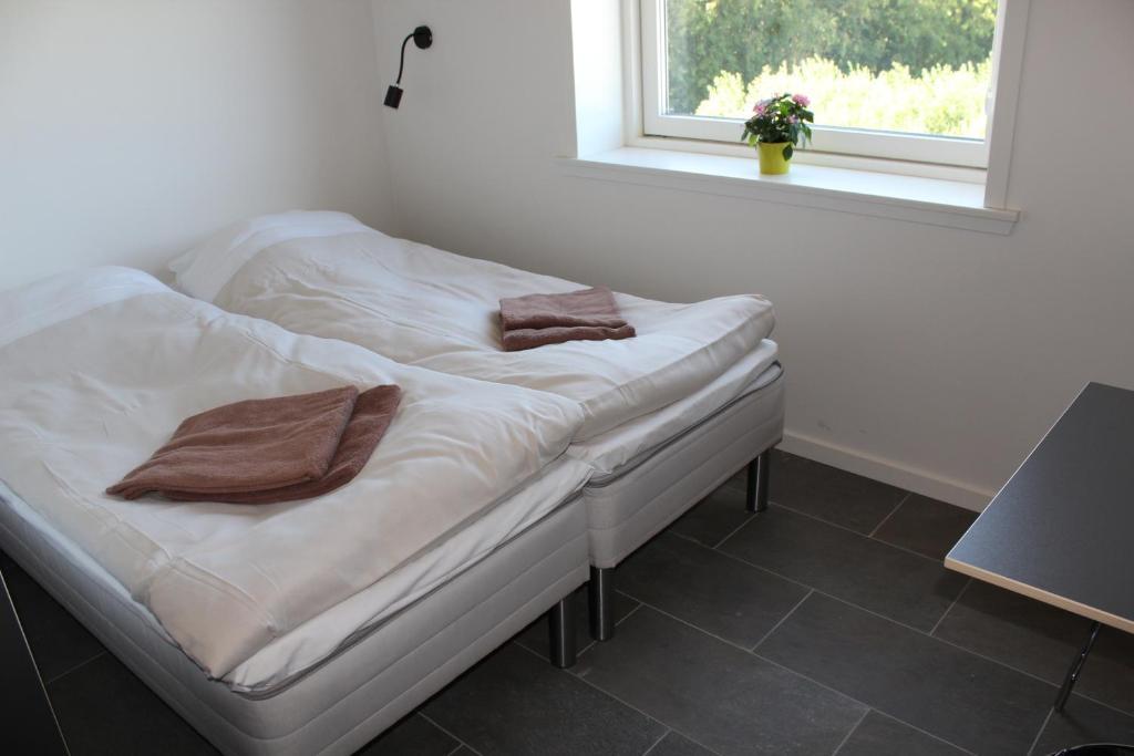 Icv Sleepwell Hotel Vra Room photo